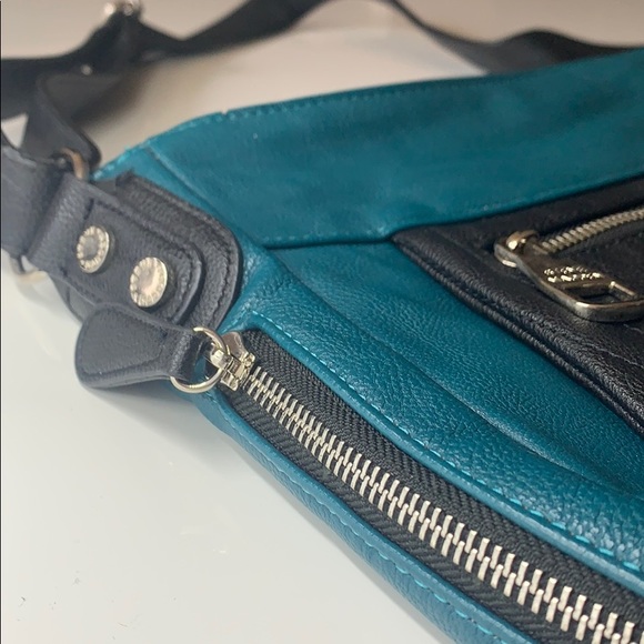 Steve Madden (medium) purse - Picture 3 of 6